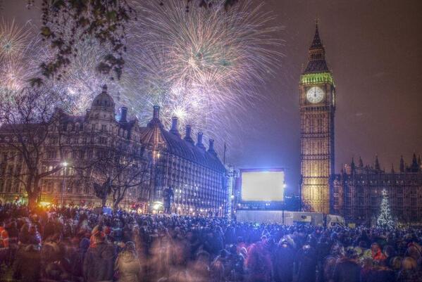 London New Years Eve Fireworks 2013 / 2014